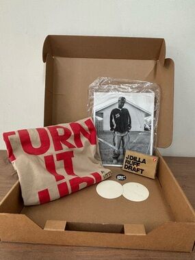 J Dilla “Turn It Up a Little Louder” Ruff Draft Box set Stone Throw Records 2003